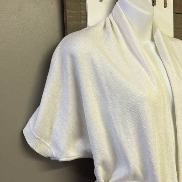 Michael Kors Cream Short Sleeve Cardigan Sweater Tunic with Beige Belt- Small - Picture 4 of 12